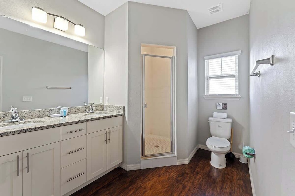 Family Getaway, 4BR Home Near Disney