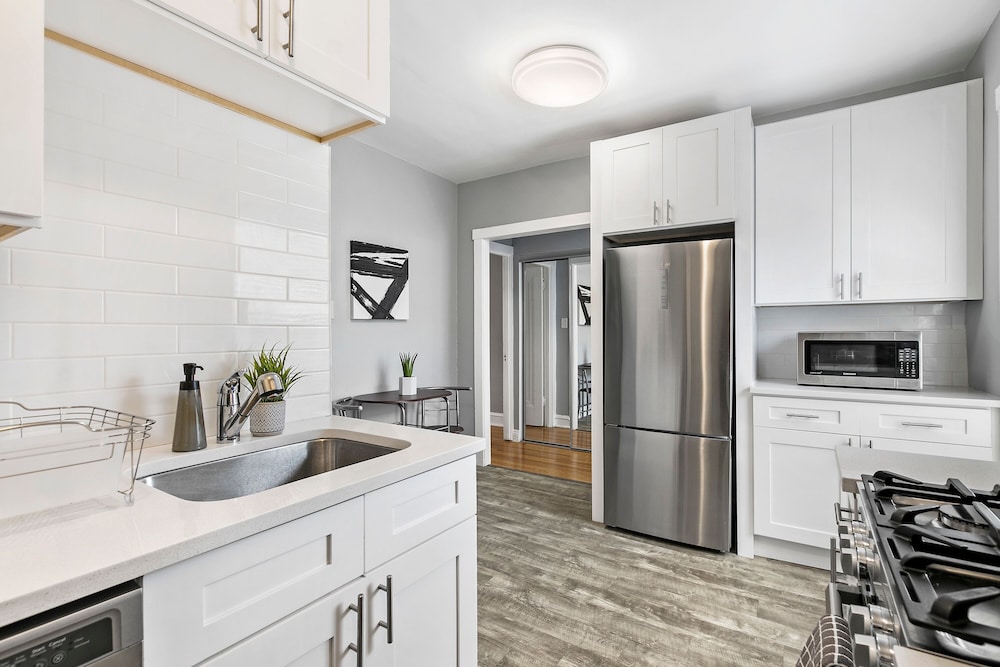 1BR Well-equipped Apt - Marshfield E3