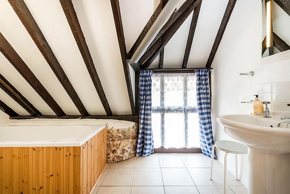 Berehayes Holiday Cottages