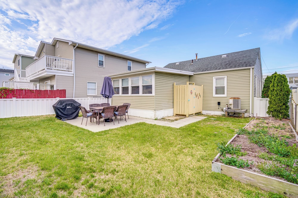 1 Block to Brigantine Beach: Breezy Home w/ Patio!