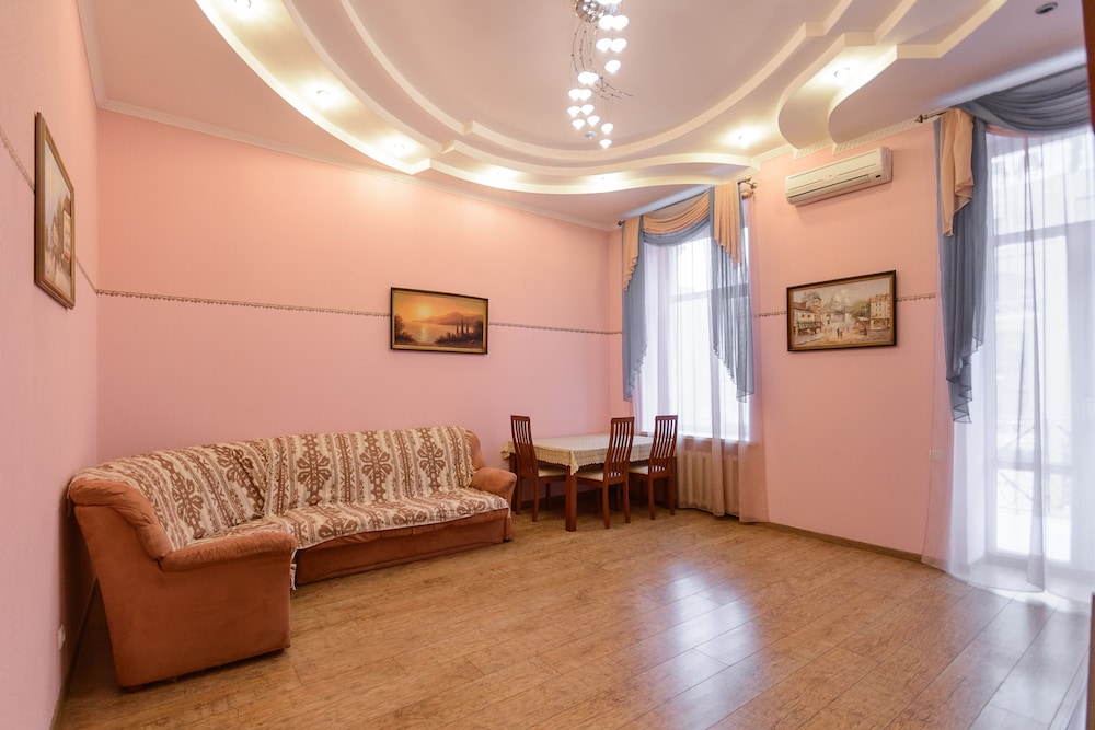Kiev Accommodation Hotel Service