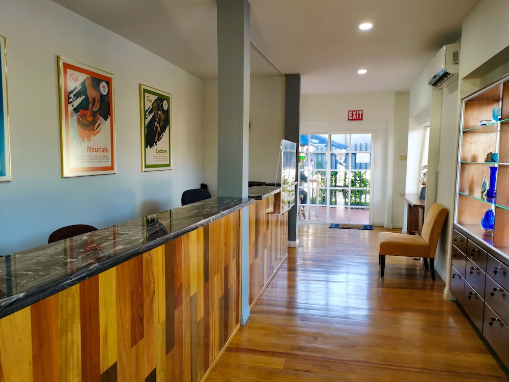 Belize Vacations - Harbour View Boutique Hotel  Wellness Retreat - Property Image 3