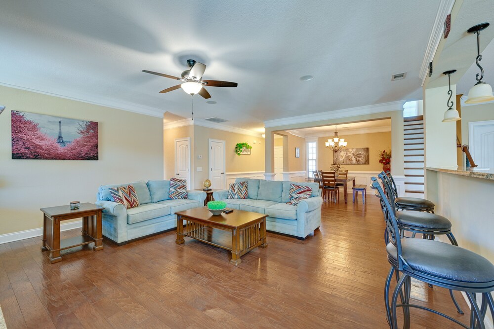 Spacious Kathleen Vacation Rental w/ Fireplace