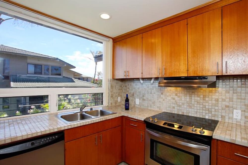 Kapalua Bay Villa 23b3 Ocean Front - Image 4