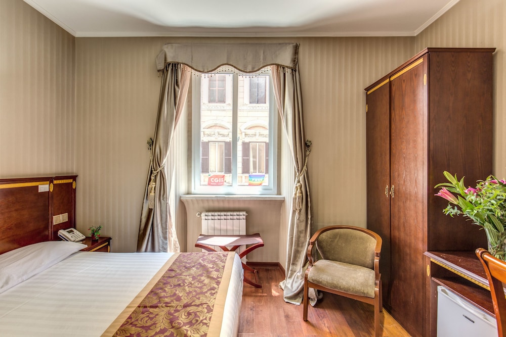 Drago D'oro Guesthouse — Rome photo 5