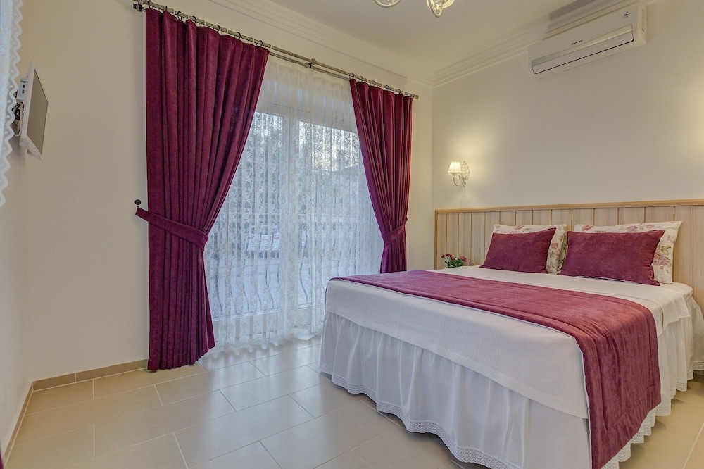 Bella pietra otel