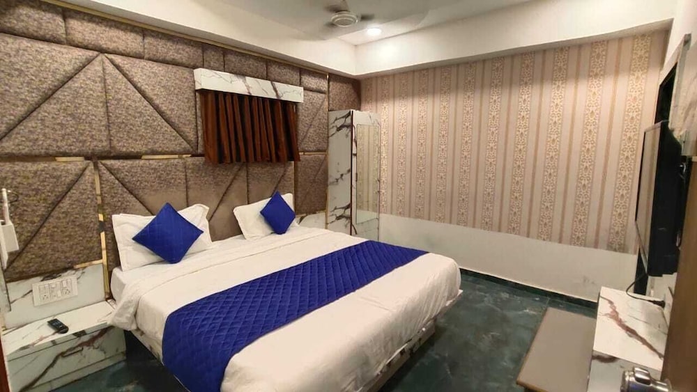 Hotel Karnavti