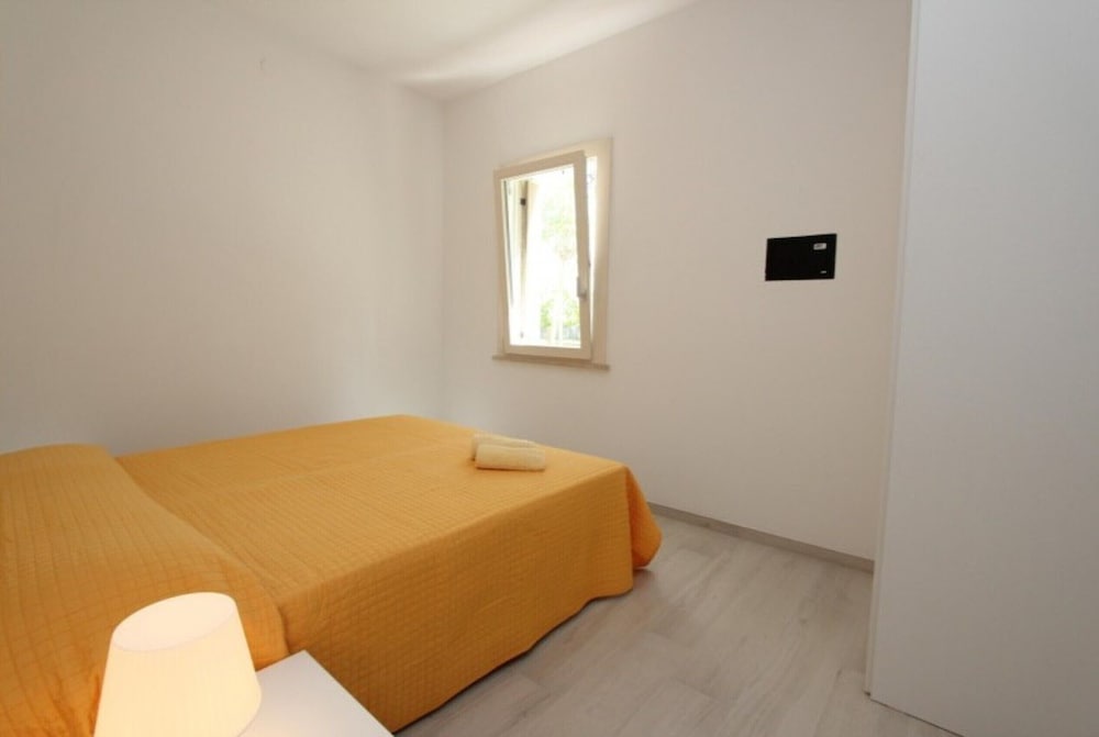 Cozy Villa With Private Garden Close to the sea view 5