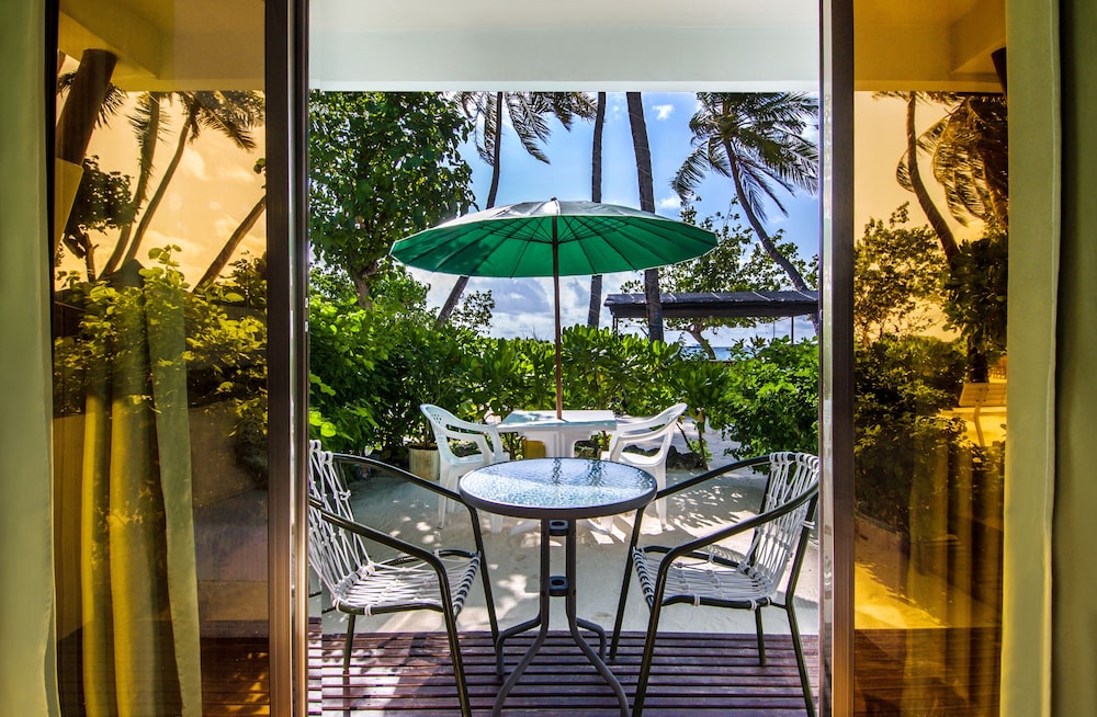 Salt Beach Hotel
