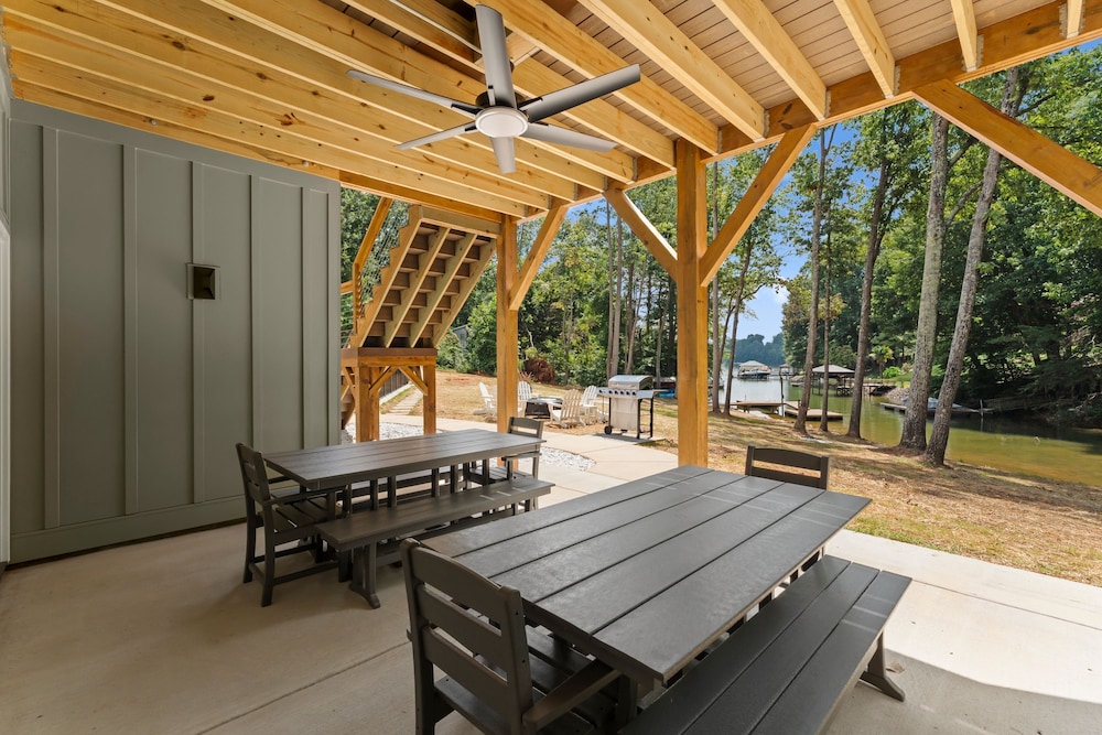 Hideaway Cove Private Dock Firepit New Build