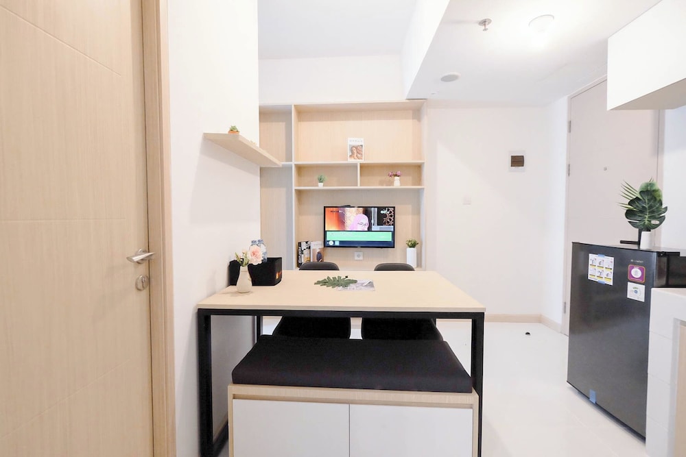 Soft 2Br At Tokyo Riverside Pik 2 Apartment