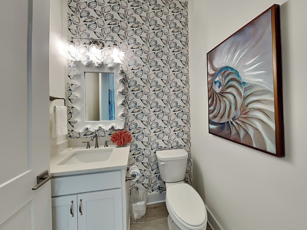 Yacht Harbor House by Southern Vacation Rentals
