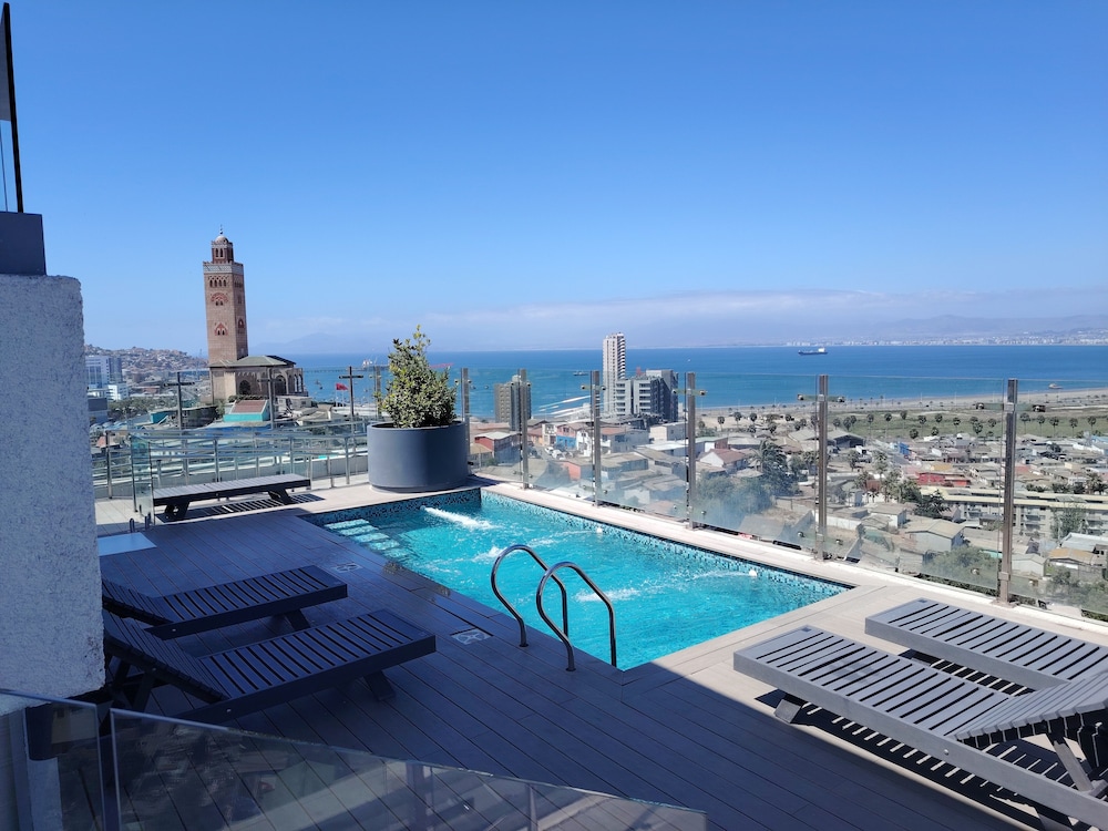 Oceana Suites Verne