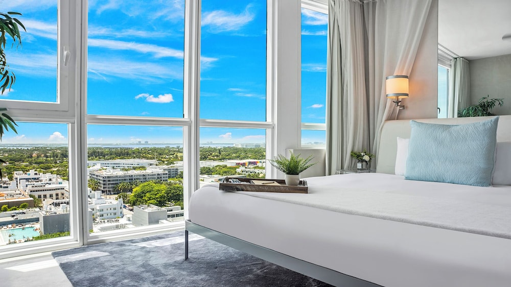 Luxury Vacation Rentals at The Setai by LRMB