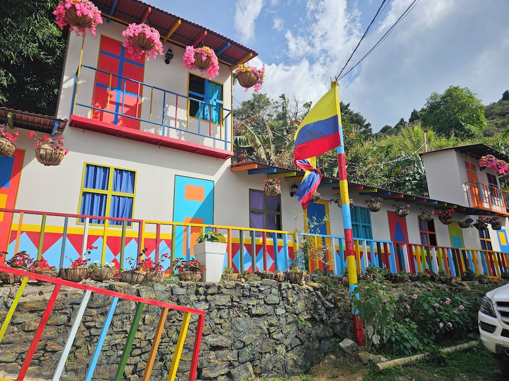 Don leandro Coffee farm Glamping