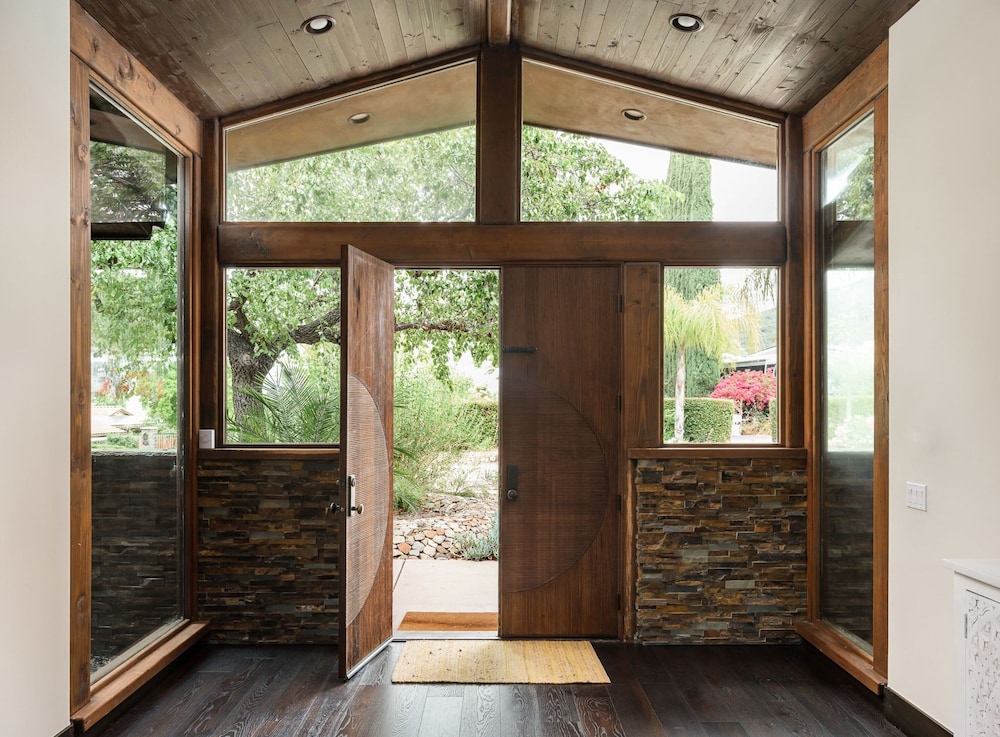 Private Resort in Lake Hodges