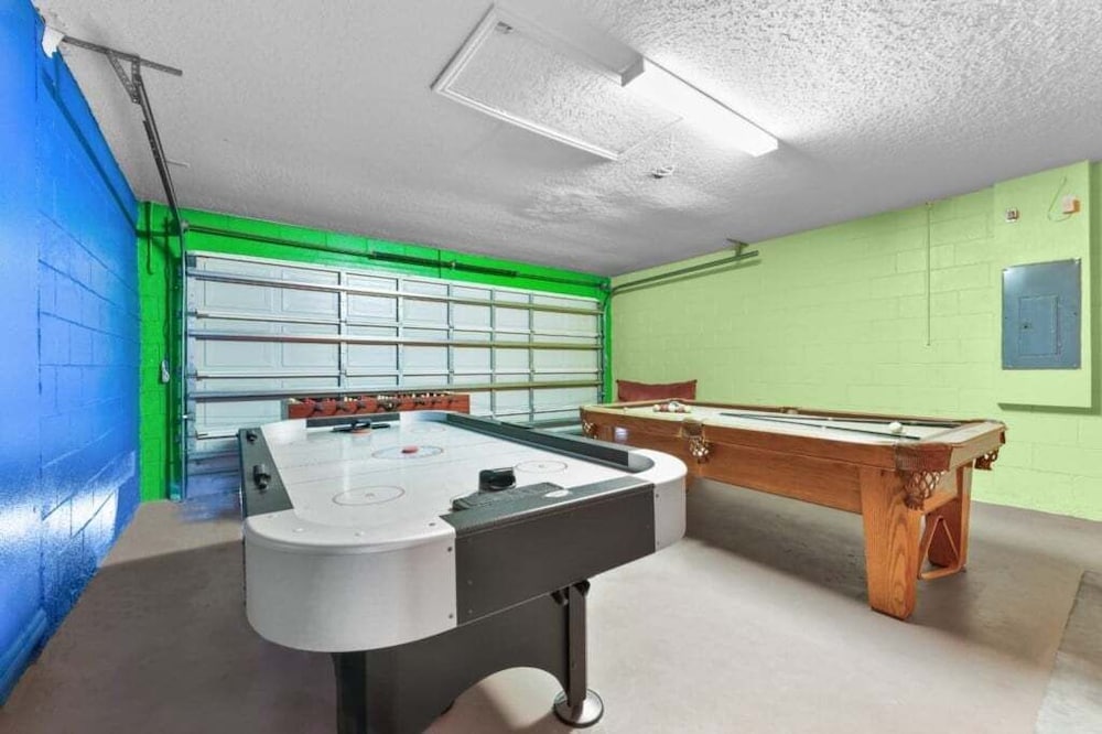 Cozy 4br Pool Home W/ Game Room Near Disney 4 Bedroom Villa