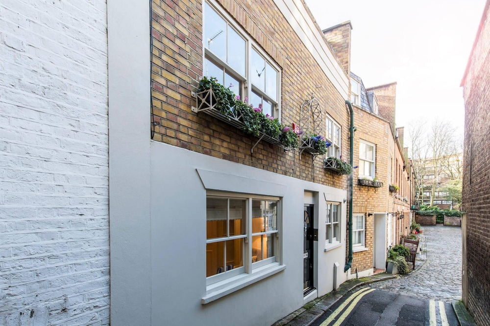 Marble Arch 3bed Family Home