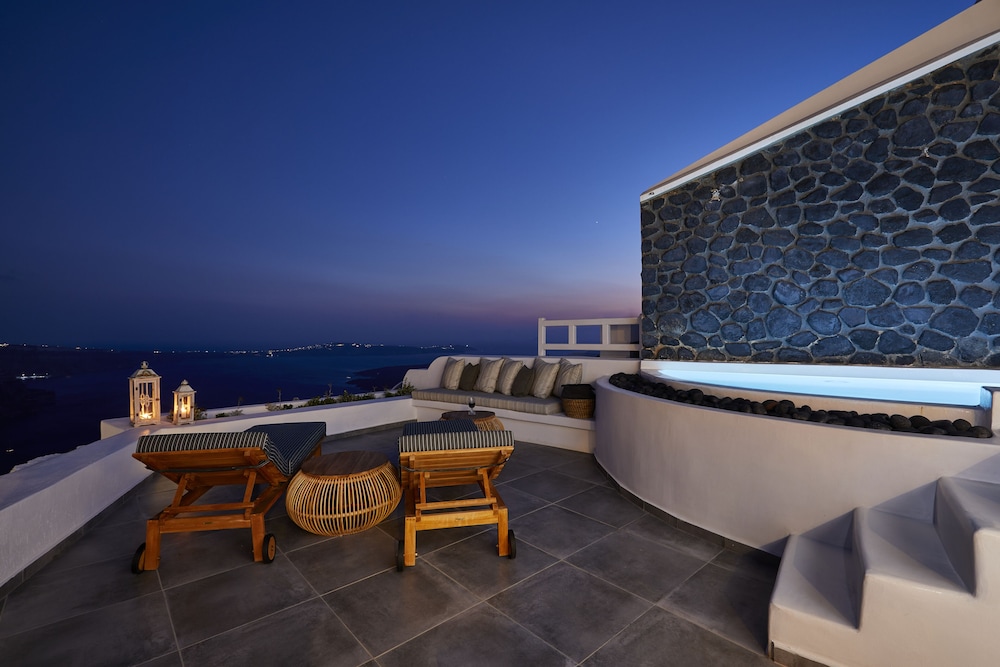 Olea Cave House