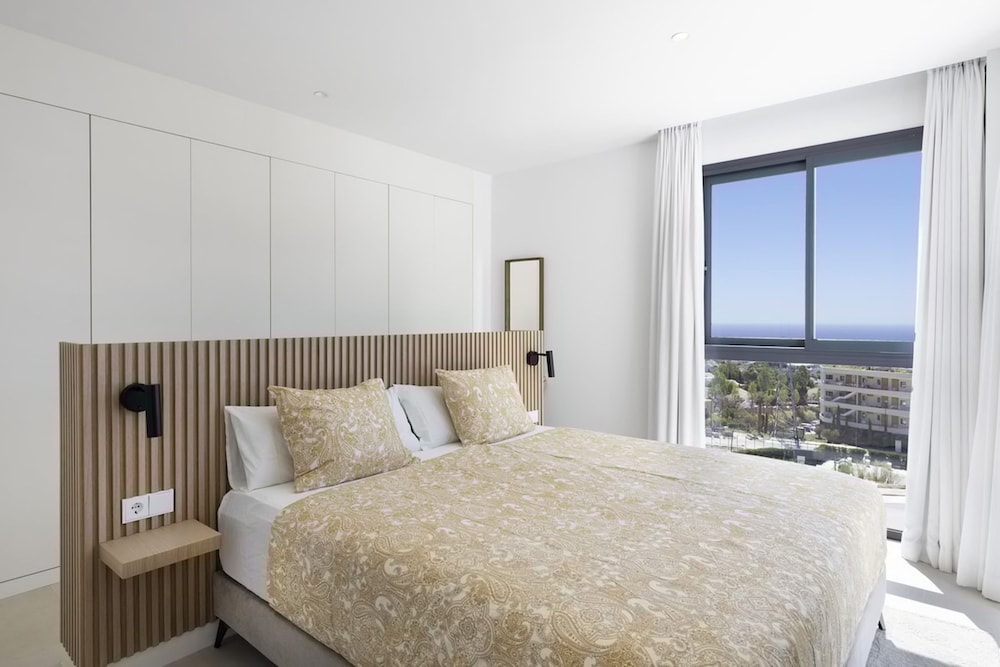Exclusive 3-bedroom Apartment in Higueron