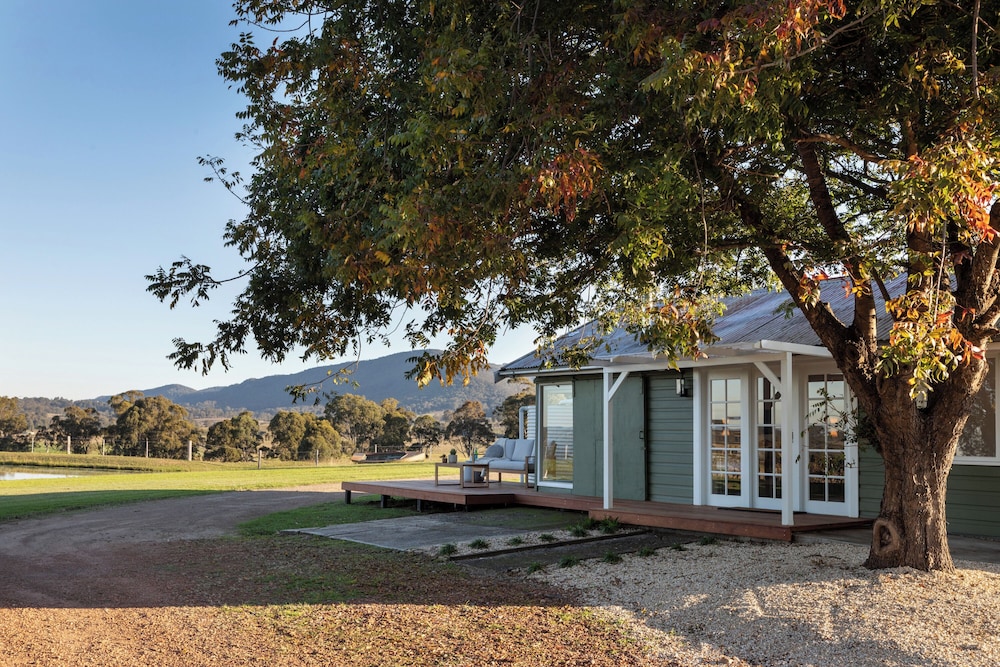 Hotel Pokolbin Farm Stay - Image 1