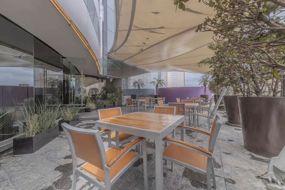 Apt with Reforma View Pool and Jacuzzi photo 2