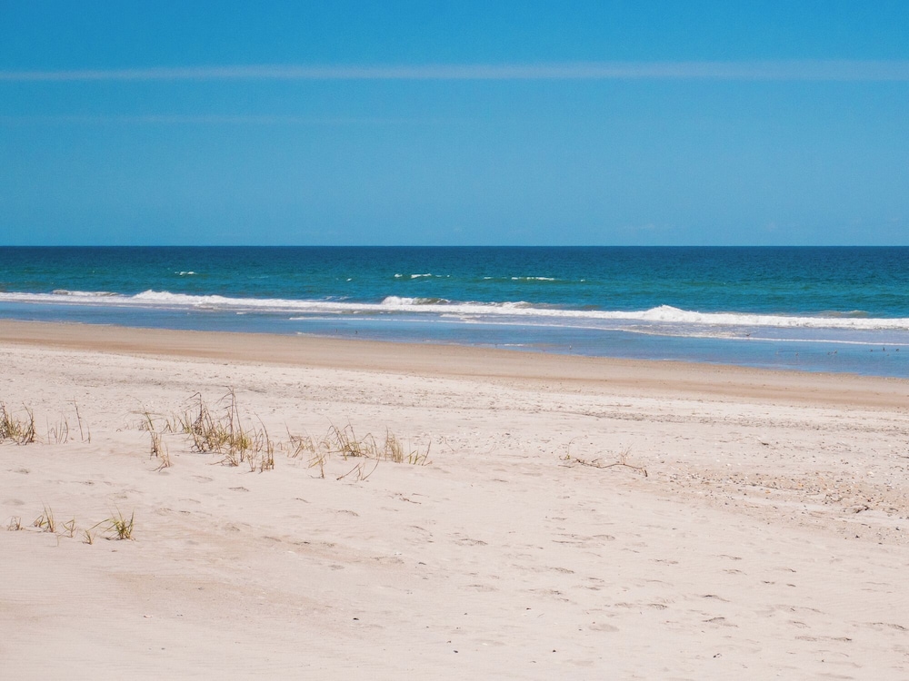 Beach Coma by Topsail Realty