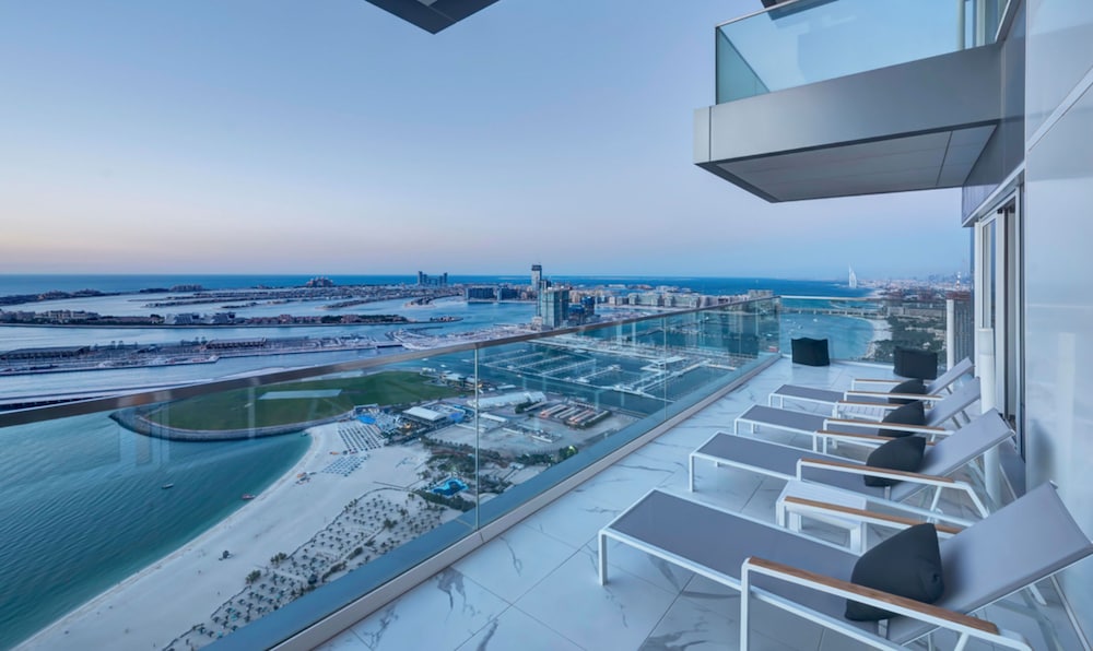 5B-1JBR-3703 by bnbme homes