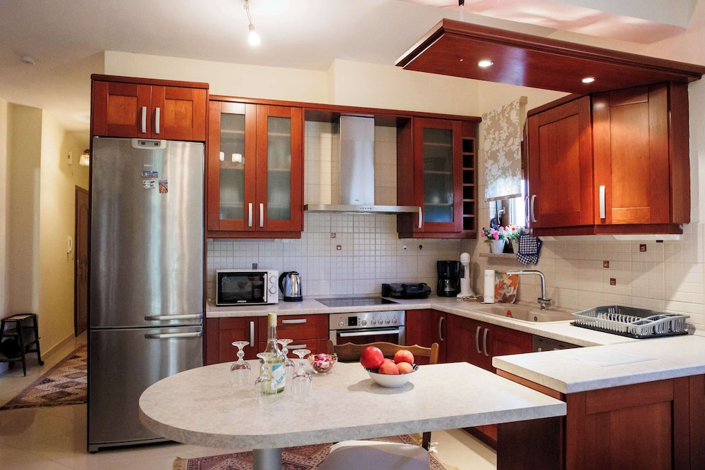 Anastasia s Kastoria Cozy Modern Garden Retreat