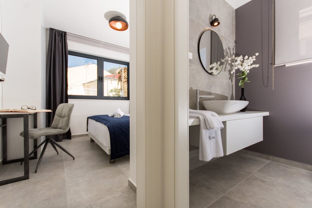 Luxury Apartments Royal M with Pool