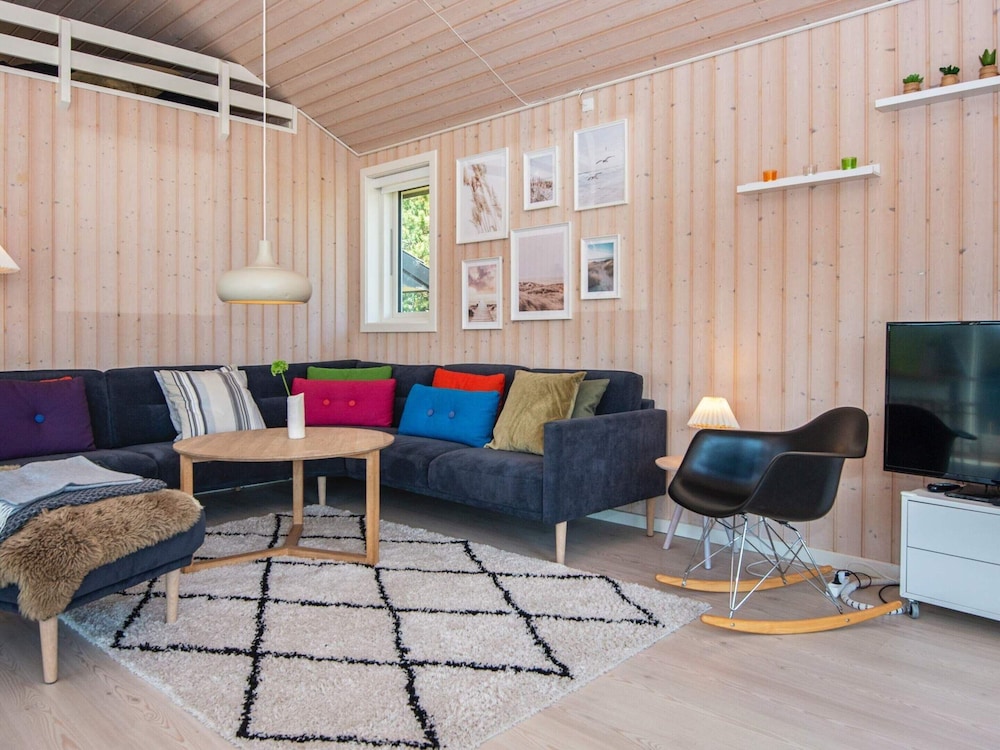 6 Person Holiday Home in Fano-by Traum view 2