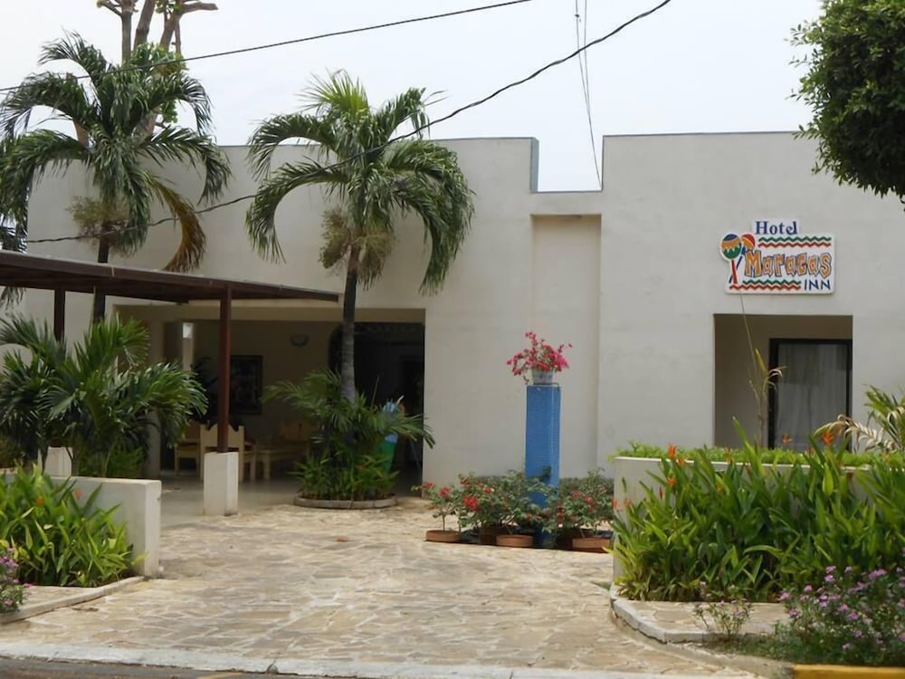 Hotel Maracas Inn - Image 1