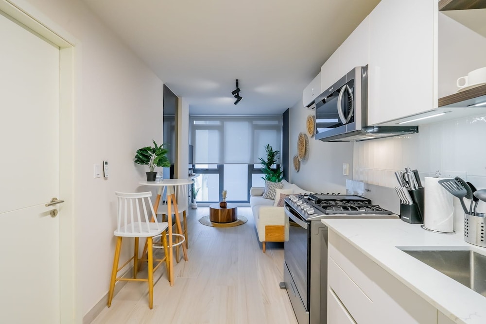 w Majestic 1BR w Fantastic Deco in Casco View