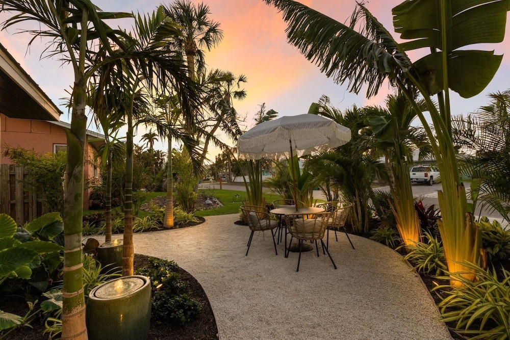 83rd St Villas West 2 Bedroom Villa