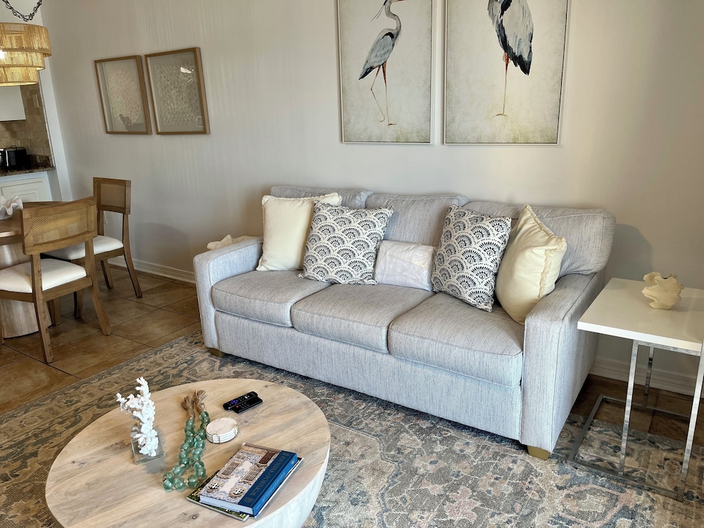 Surfside Shores by Southern Vacation Rentals