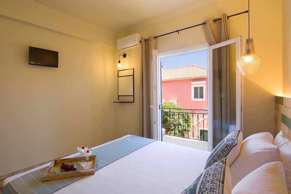 Villa Paxos