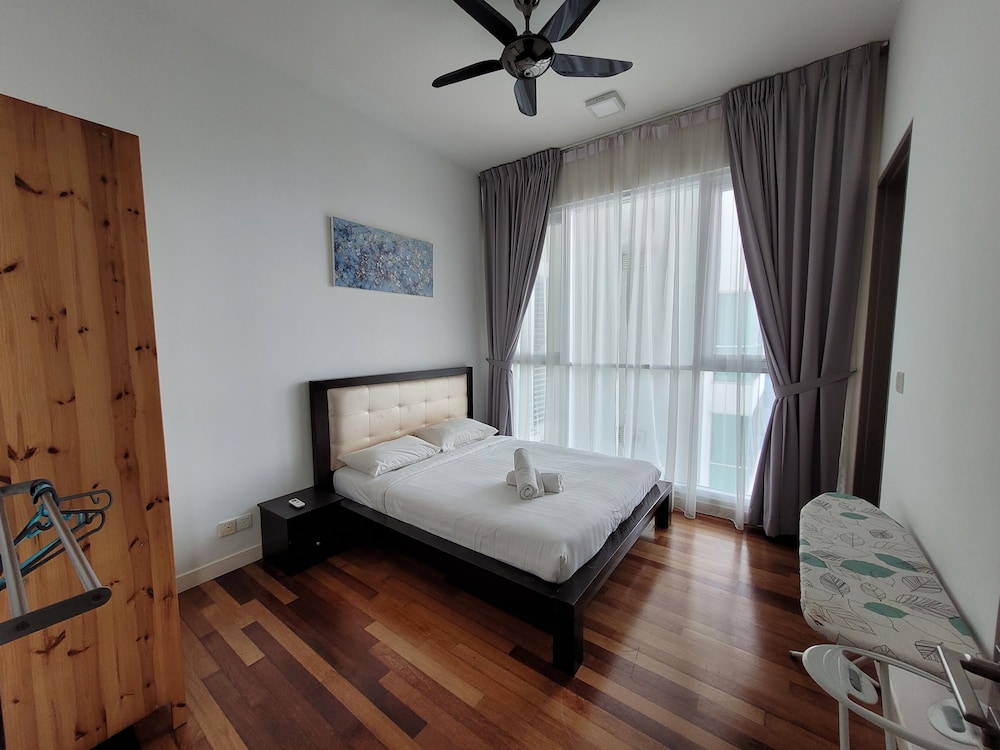 Uptown Residences by Sleepy Bear photo 7