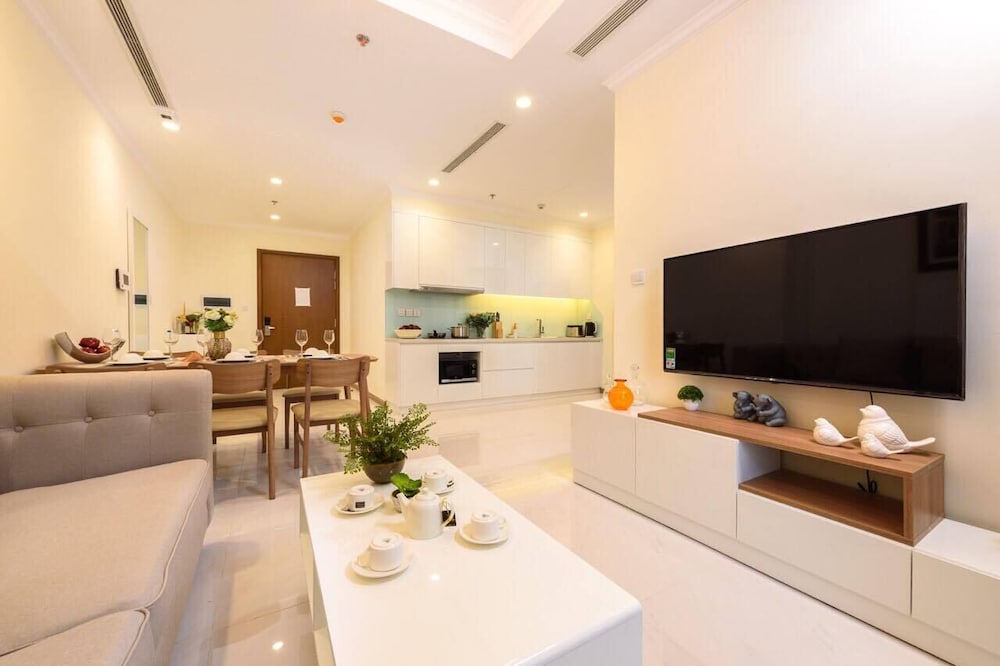 Wow! Homes by Christine - Vinhomes Luxury