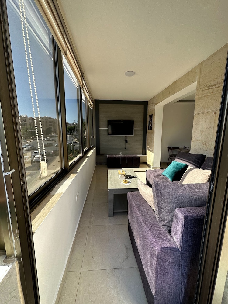 Charming Amman Apartment With Electric Heating & Pool Access