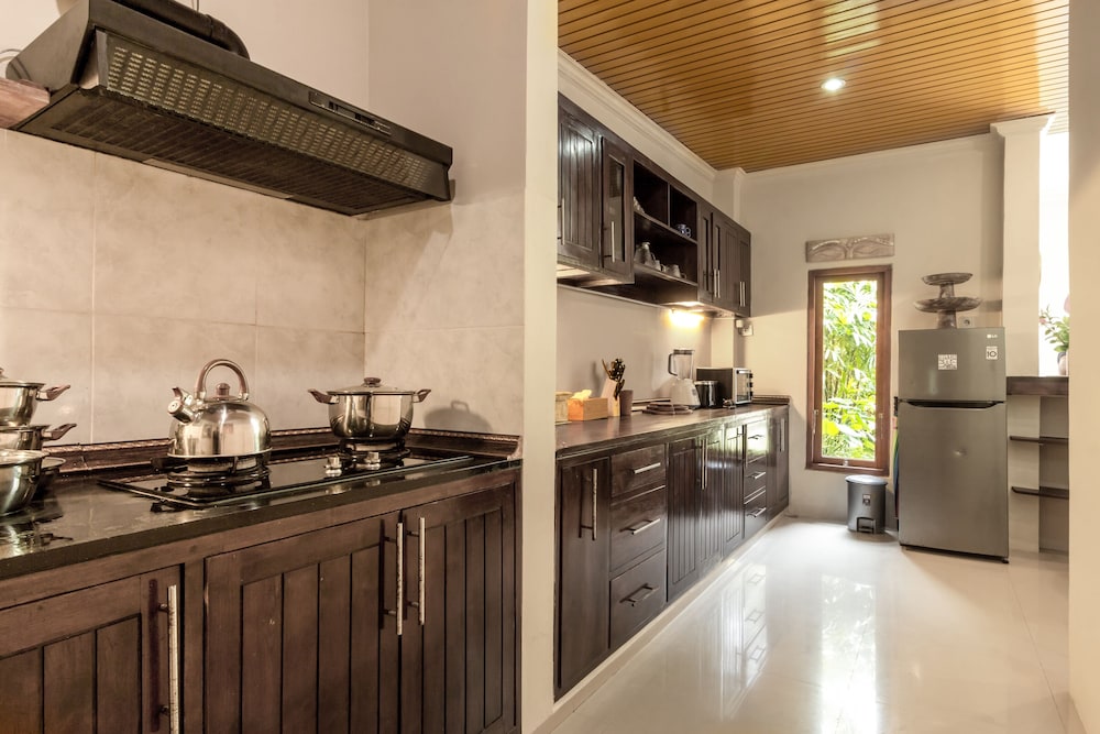 Blue Swing Villa view 4