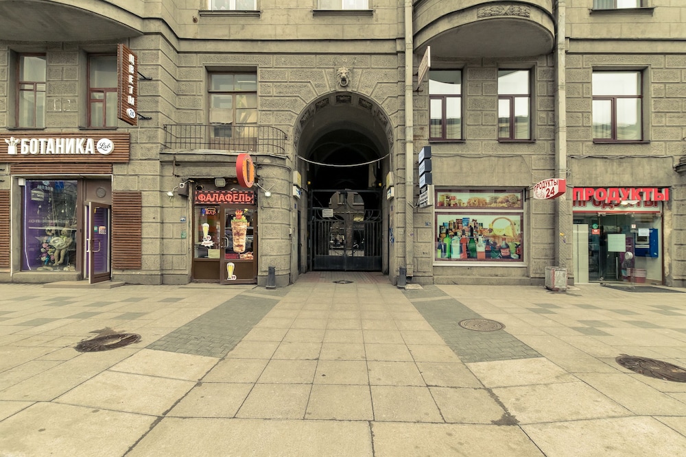 Sokroma Aristocrat Home Aparts