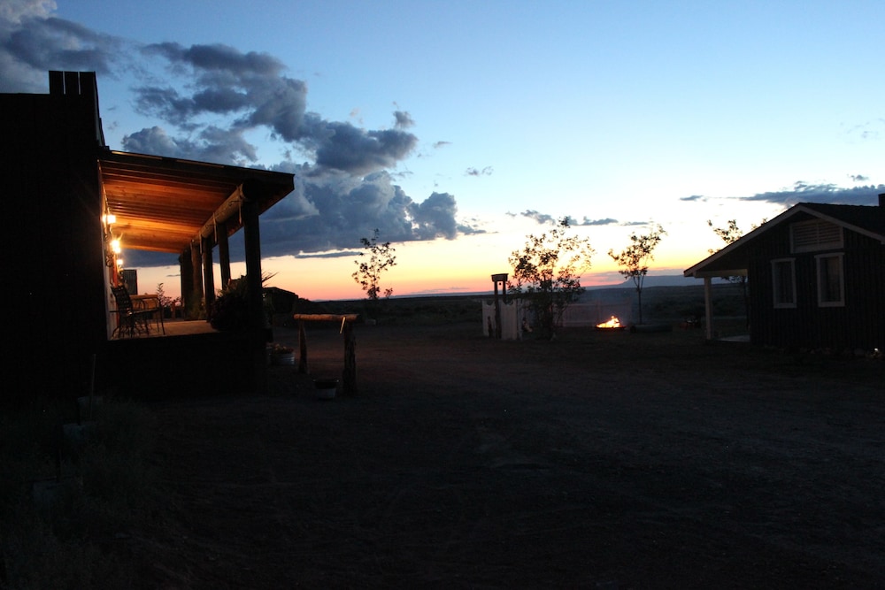 Grand Canyon Ranch & Outfitters