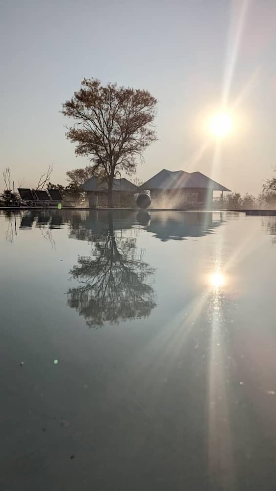 Xhabe Safari Lodge - Chobe