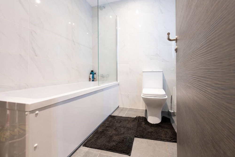 Cosy City Apartment - Your Home in Bradford!