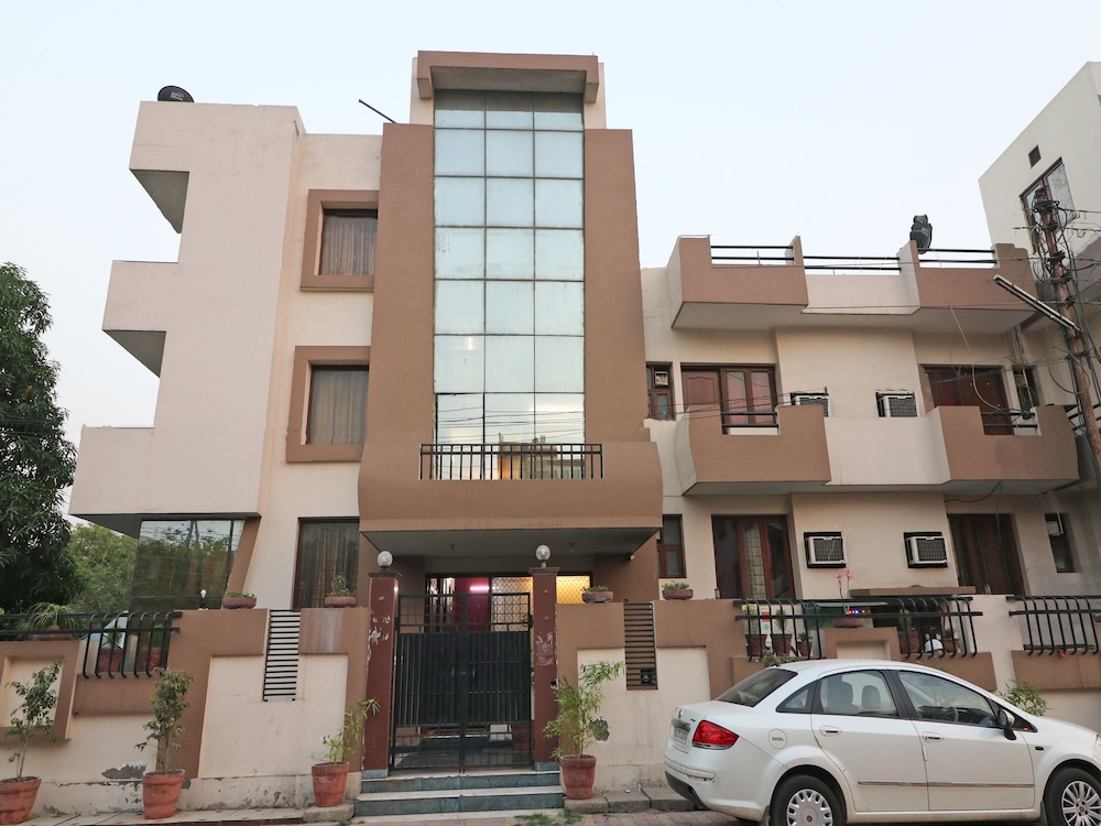 OYO 598 Hotel B K House