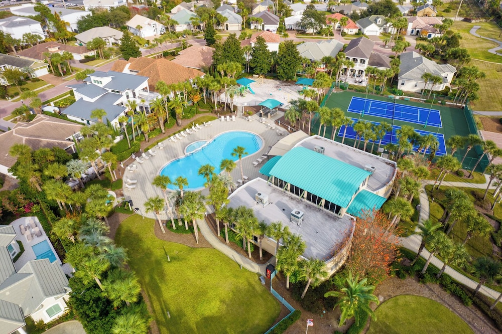 Paradise Cove
