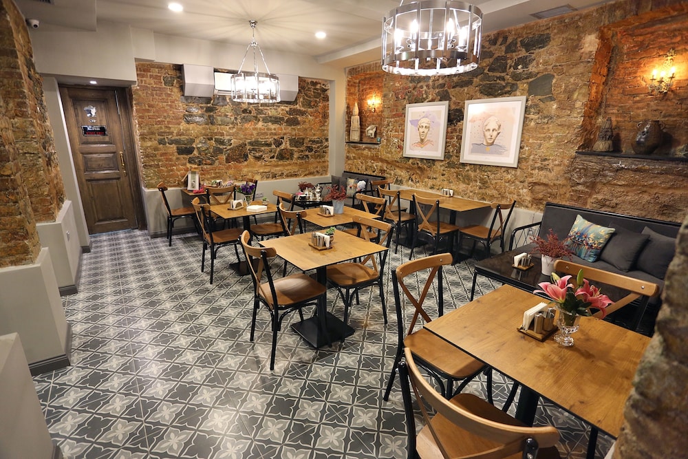 Ferman Pera - Image 76