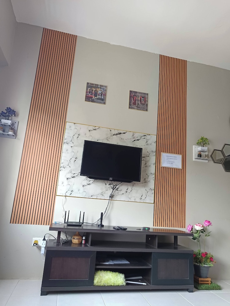 Hidanah Sutravilla Homestay