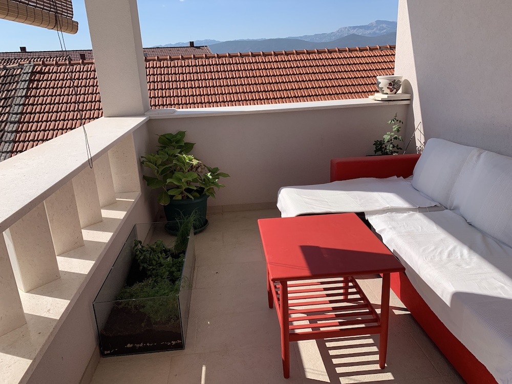 "imotski Blaue See Apartments , Pool"