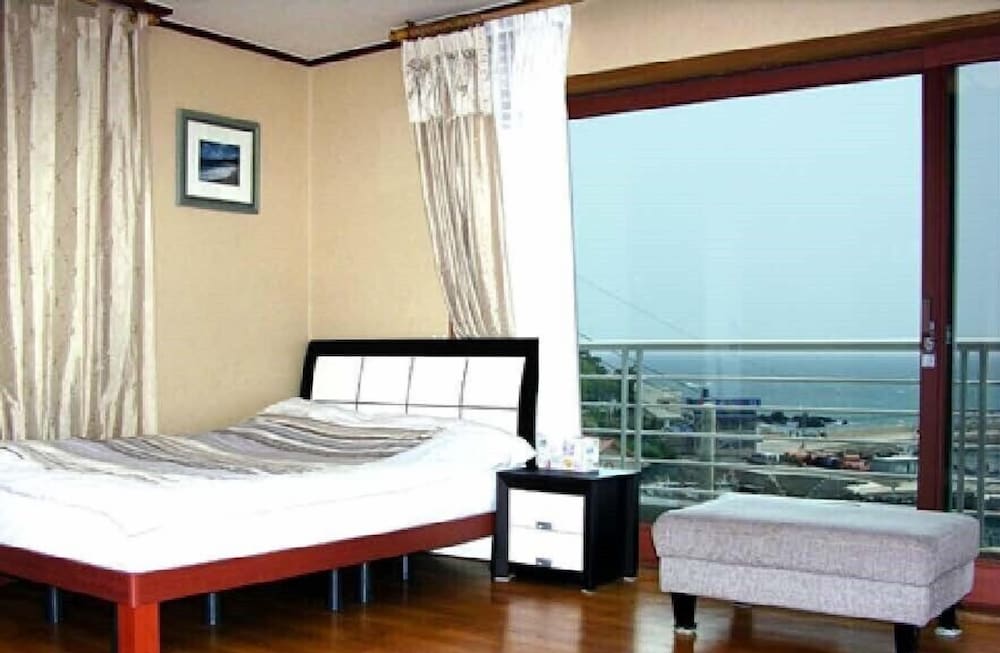 Jisakke Poongyeong Pension view 3